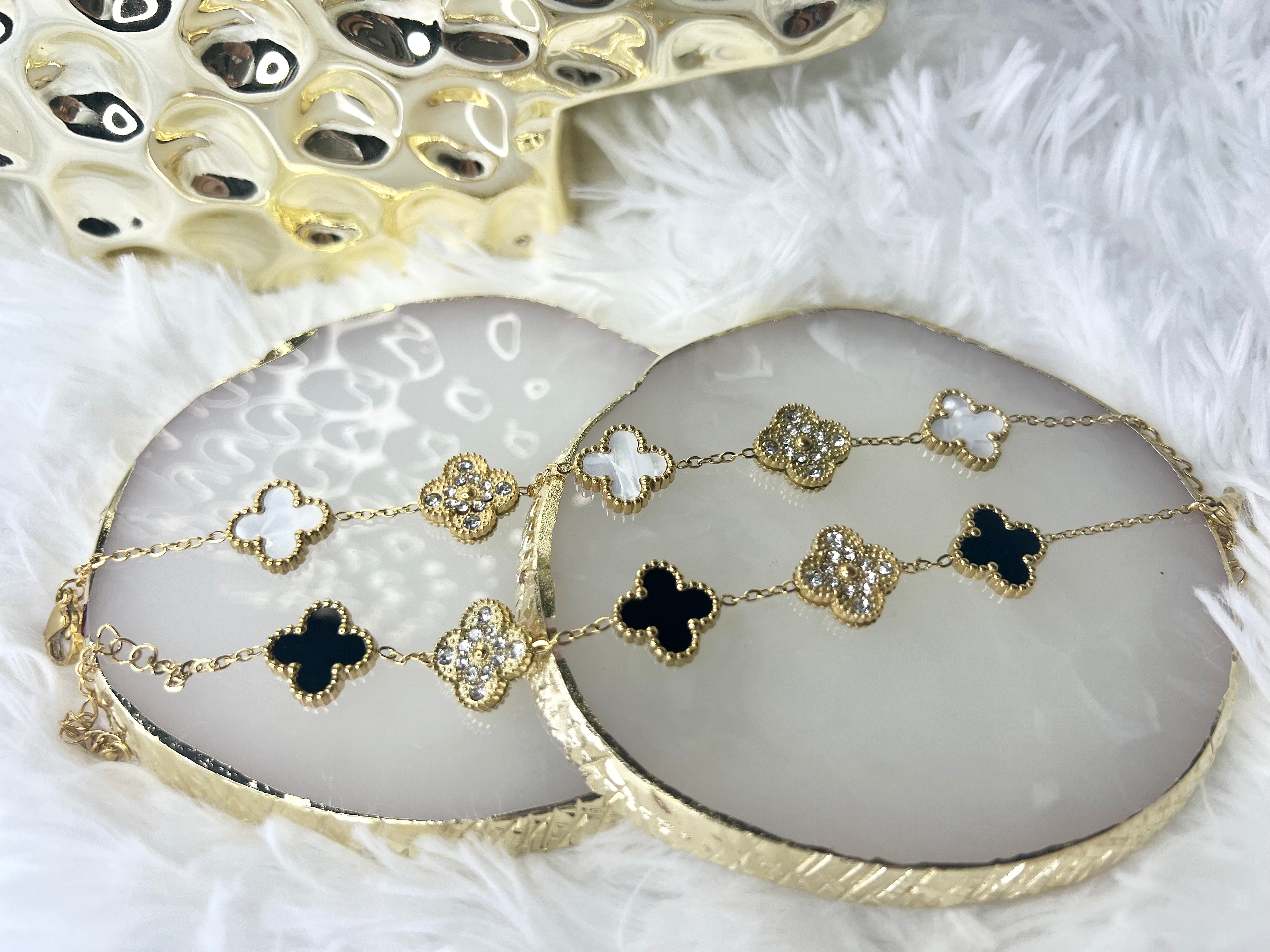 0119 - Flower Bracelet