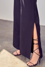 Cargar imagen en el visor de la galería, Deep V-Neck Wide Leg Jumpsuit
