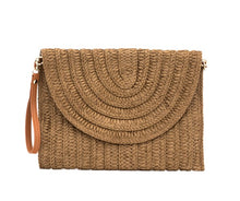 Cargar imagen en el visor de la galería, Straw Foldover Convertible Clutch
