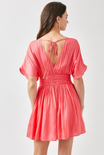 Cargar imagen en el visor de la galería, Smocked Waist with Tassel Strap Dress
