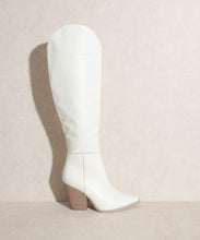 Cargar imagen en el visor de la galería, Oasis Society Clara - Knee-High Western Boots
