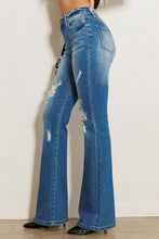 Cargar imagen en el visor de la galería, High Rise Distressed Flare Jeans
