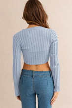 Cargar imagen en el visor de la galería, Asymmetrical Hem Sweater Top
