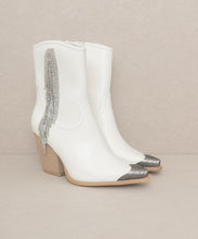 Cargar imagen en el visor de la galería, OASIS SOCIETY Kai - Rhinestone Fringe Boots
