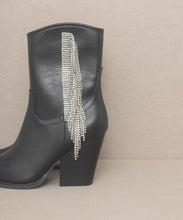 Cargar imagen en el visor de la galería, OASIS SOCIETY Kai - Rhinestone Fringe Boots
