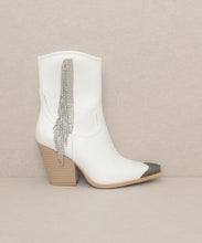 Cargar imagen en el visor de la galería, OASIS SOCIETY Kai - Rhinestone Fringe Boots
