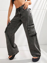 Load image into Gallery viewer, Wide Leg Jeans with Pockets
