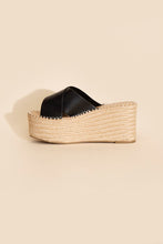 Cargar imagen en el visor de la galería, Partner-s Raffia Platform slides
