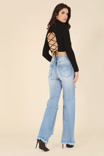 Cargar imagen en el visor de la galería, Mock neck lace-up open back top
