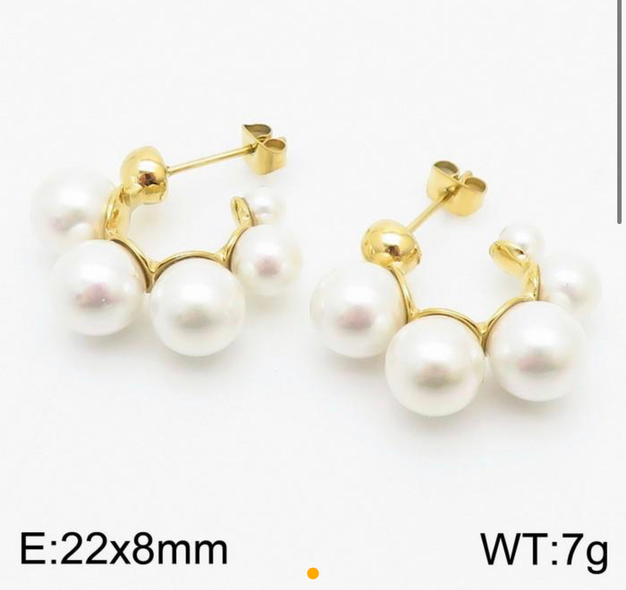 0106 -Pearl small earring