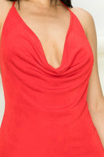 Cargar imagen en el visor de la galería, Cowl Halter Neck Backless Mini Dress
