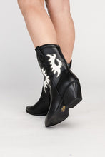 Cargar imagen en el visor de la galería, GIGA Western High Ankle Boots
