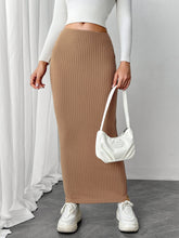 Cargar imagen en el visor de la galería, Maxi Knit Wrap Skirt
